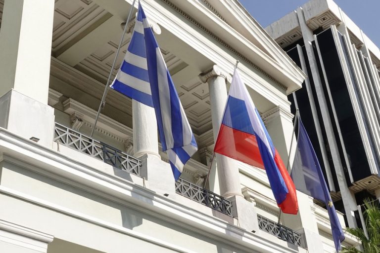 Διάβημα ΥΠΕΞ στον Ρώσο Πρέσβη για την απέλαση Ελλήνων διπλωματών
