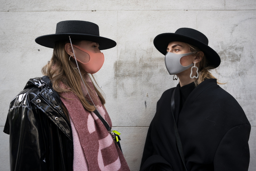 Ψηφιακά και χωρίς την παρουσία κοινού η Εβδομάδα Μόδας του Λονδίνου