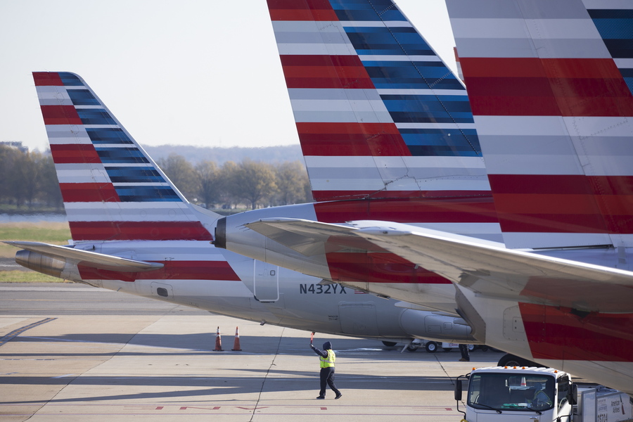 Με 5 απευθείας πτήσεις στην Αθήνα οι American Airlines και United Airlines