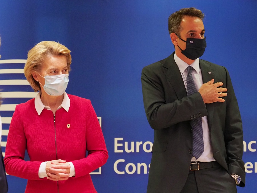 SURE: Επιπλέον 728 εκατ. ευρώ σε δάνεια στην Ελλάδα – Το tweet στα ελληνικά της Ούρσουλα φον ντερ Λάιεν