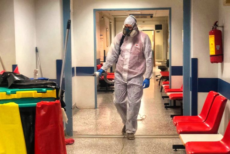 Γερμανικός Τύπος: Η Ευρώπη φοβάται το τρίτο κύμα της πανδημίας