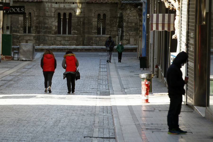 «Συναγερμός» για την επιδημιολογική εικόνα- Lockdown έως και την Καθαρά Δευτέρα για να ανοίξει το λιανεμπόριο