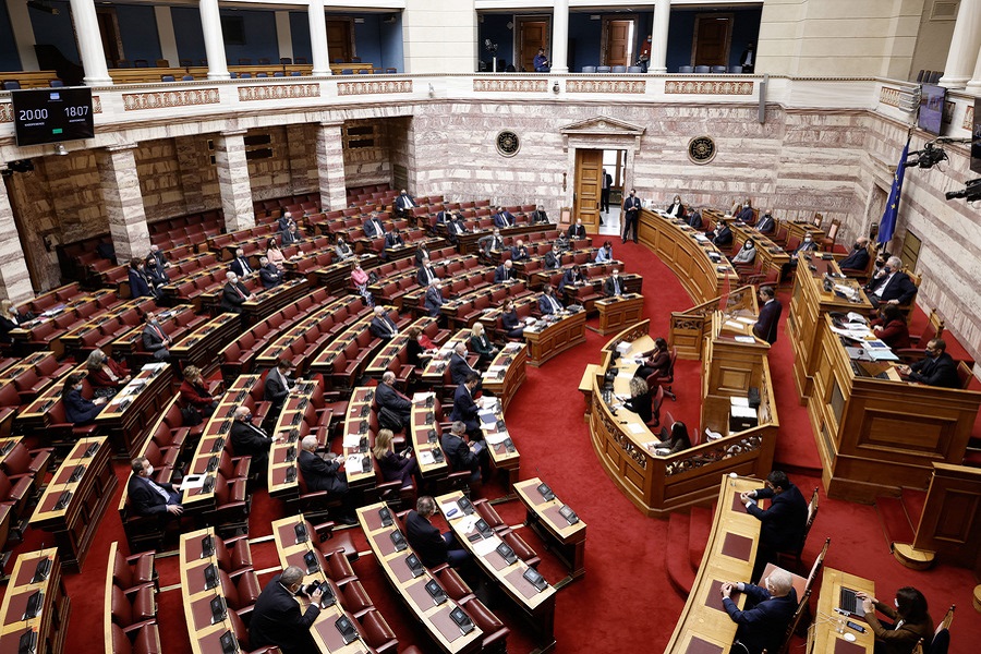 Μετωπική σύγκρουση στη Βουλή για τη σύμβαση με την «Ελληνικός Χρυσός»- Απορρίφθηκε η απόσυρση