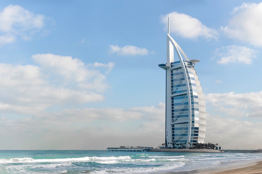 Η πανδημία αναγκάζει το Ντουμπάι να βάλει «φρένο» στα σχέδιά του για τουριστική ανάκαμψη