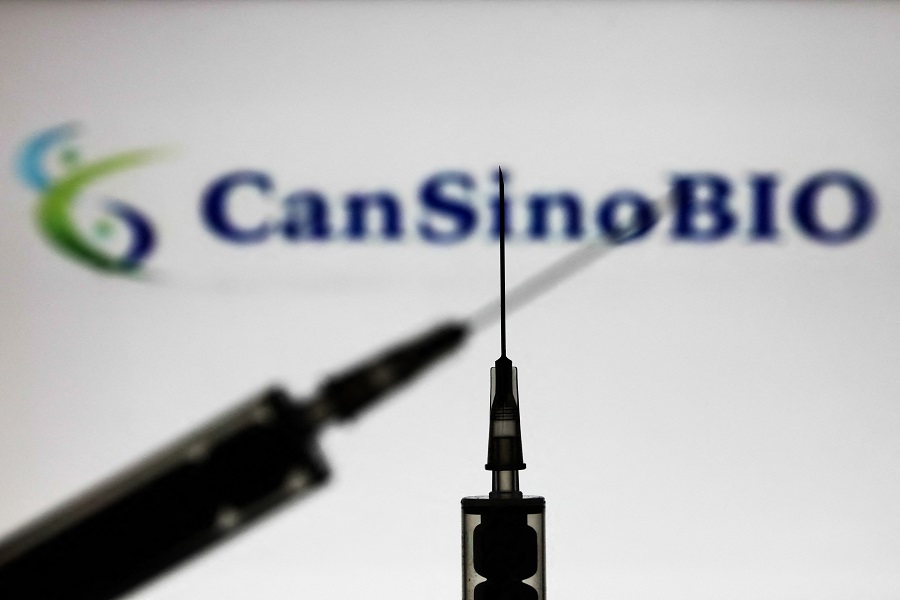 «Πράσινο φως» στις κλινικές δοκιμές εισπνεόμενου εμβολίου της CanSino κατά του Covid-19