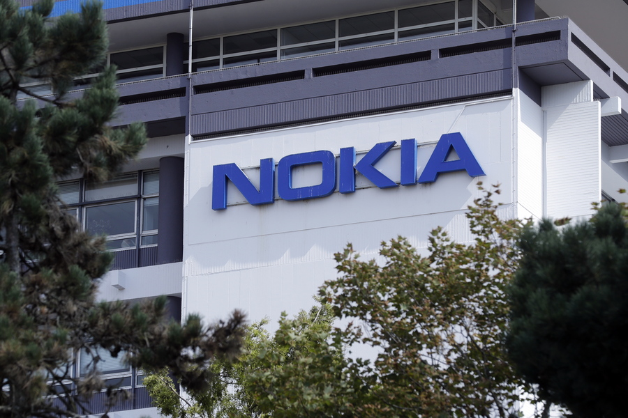“Βουτιά” για τις μετοχές της Nokia – Ο ρόλος της Ericsson στην κατρακύλα