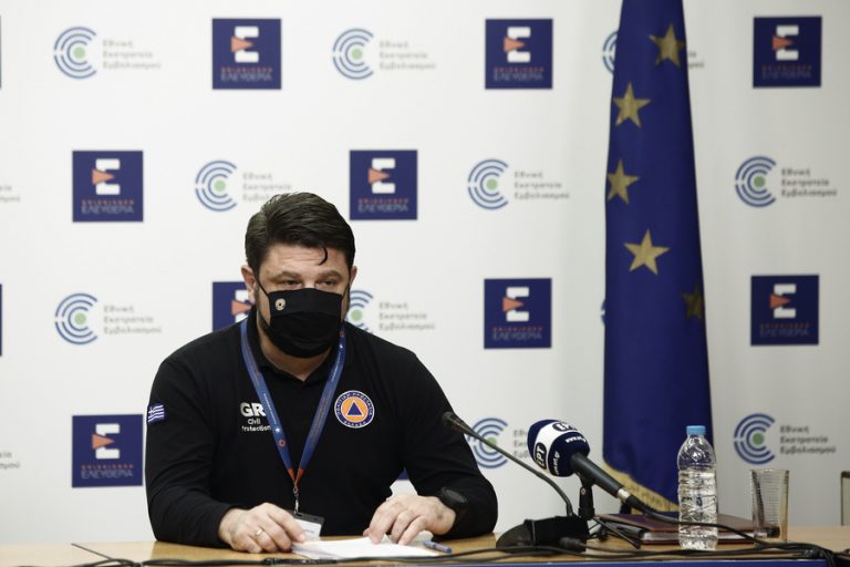 Αυστηρότερα μέτρα στις μετακινήσεις – Όλα όσα αλλάζουν στα SMS. Ποιες περιοχές μπαίνουν στο «κόκκινο»