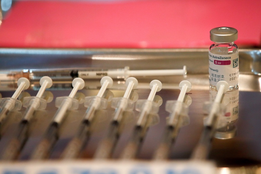 Γιατί πρέπει να συνεχιστούν οι εμβολιασμοί με AstraZeneca στην Ελλάδα- Τι υποστηρίζει ο Τζανάκης