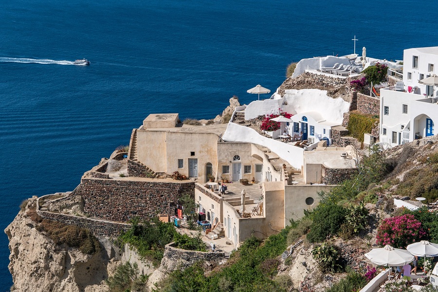 Spiegel για τα ελληνικά covid-free νησιά: «Τεράστιο όφελος στα μάτια εκατομμυρίων πιθανών παραθεριστών»