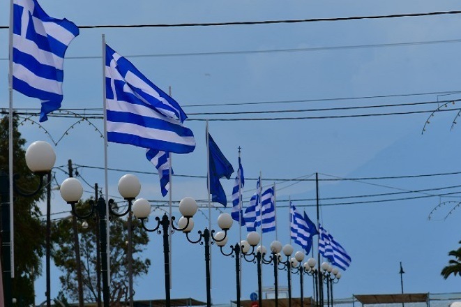 Τι θα ισχύσει με τα μέτρα προστασίας στις παρελάσεις για τον εορτασμό της 25ης Μαρτίου