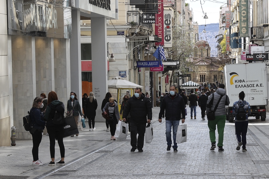 Αυξάνουν ταχύτητα οι εμβολιασμοί- Ποιοι θα μπορούν να κλείσουν ραντεβού μέσα στον Απρίλιο