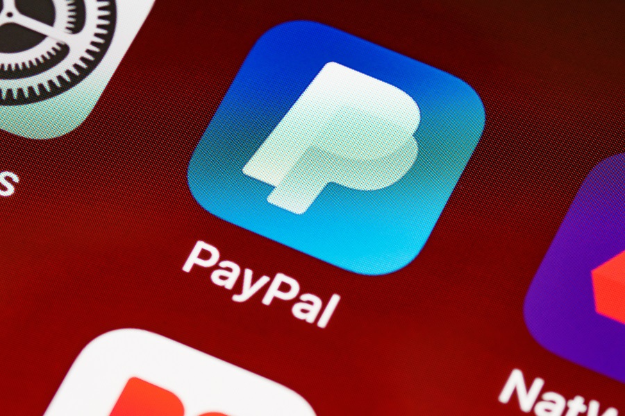 H PayPal θα προσφέρει και χρηματιστηριακές συναλλαγές