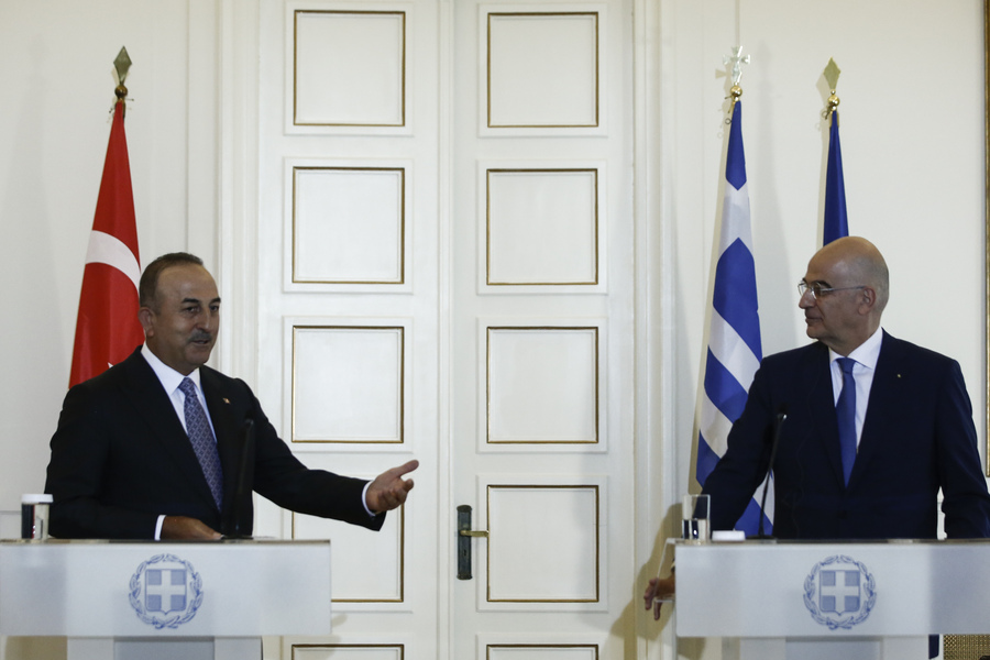 Τι συζήτησαν Δένδιας και Τσαβούσογλου για το μέλλον των ελληνοτουρκικών σχέσεων