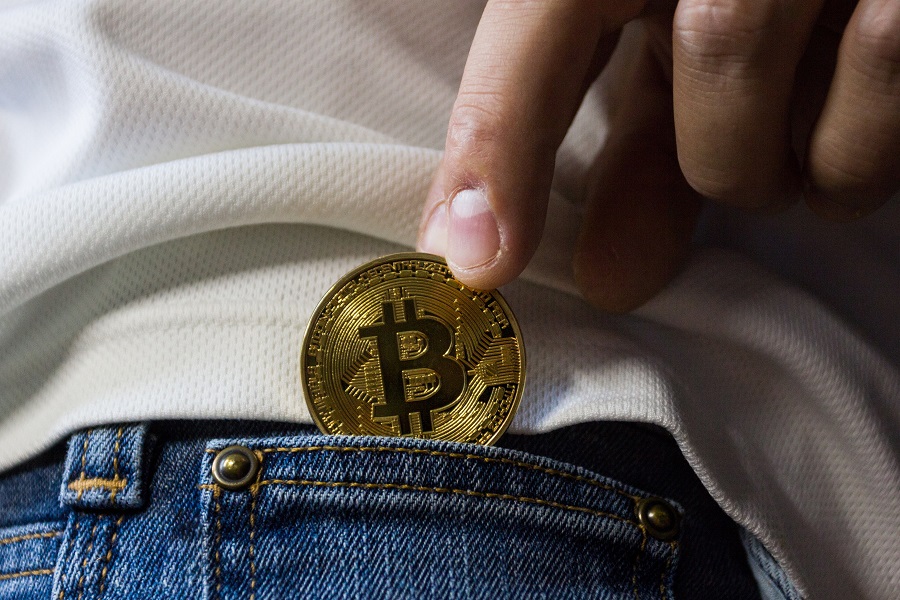 Cryptos: Προς τα 40.000 δολάρια το bitcoin – «Κάθεται» ο ενθουσιασμός για τα ETF