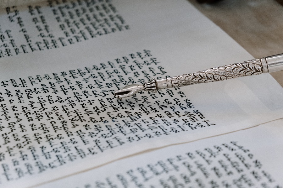 Η Babyn Yar Synagogue ανοίγει σαν βιβλίο με κινούμενα μέρη (Φωτογραφίες)