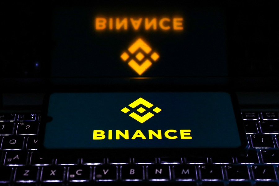 Η Βρετανία απαγορεύει τη λειτουργία της Binance