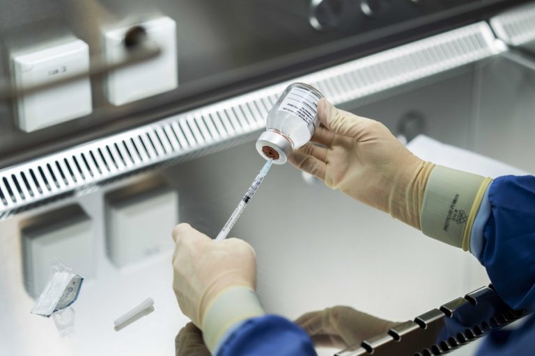 Η CureVac εγκαταλείπει το εμβόλιο κορωνοϊού και στοχεύει σε νέο mRNA εμβόλιο για το 2022