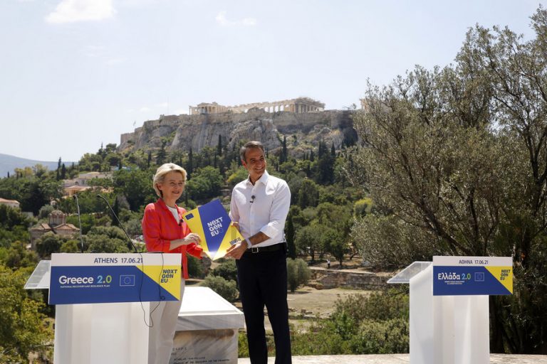 Φον ντερ Λάιεν: Πράσινο φως από την ΕΕ για το πρόγραμμα «Ελλάδα 2.0»