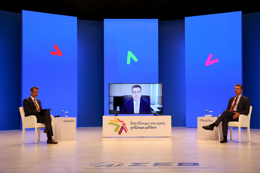 Live: H συζήτηση του Κυριάκου Μητσοτάκη με τον Αλμπέρτ Μπουρλά και τον Δημήτρη Παπαλεξόπουλο σε εκδήλωση του ΣΕΒ