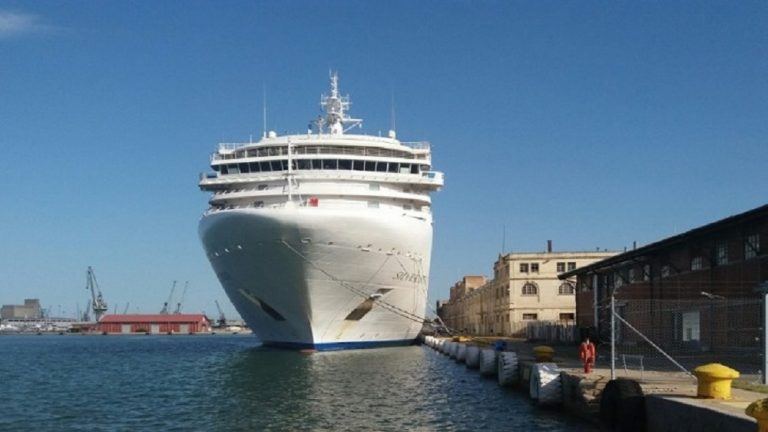 Το κρουαζιερόπλοιο Celestyal Olympia έκανε «ποδαρικό» στο λιμάνι της Θεσσαλονίκης