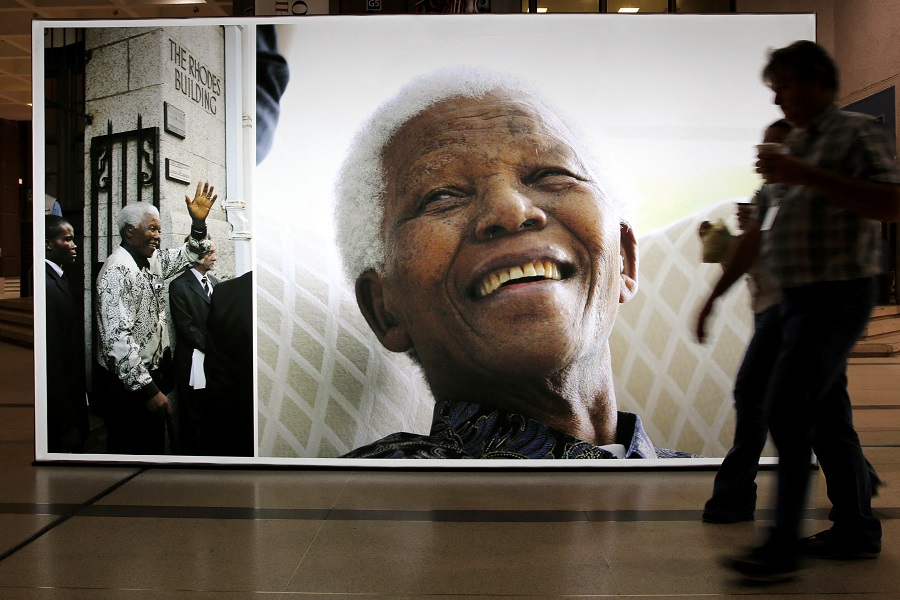 Διεθνής Ημέρα Νέλσον Μαντέλα: Τα μηνύματα Γκουτέρες και Δένδια στη μνήμη του