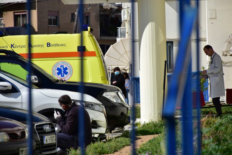 Καλπάζει η μετάλλαξη Δέλτα- Αυξάνονται οι διασωληνωμένοι, καθυστερεί το τείχος ανοσίας