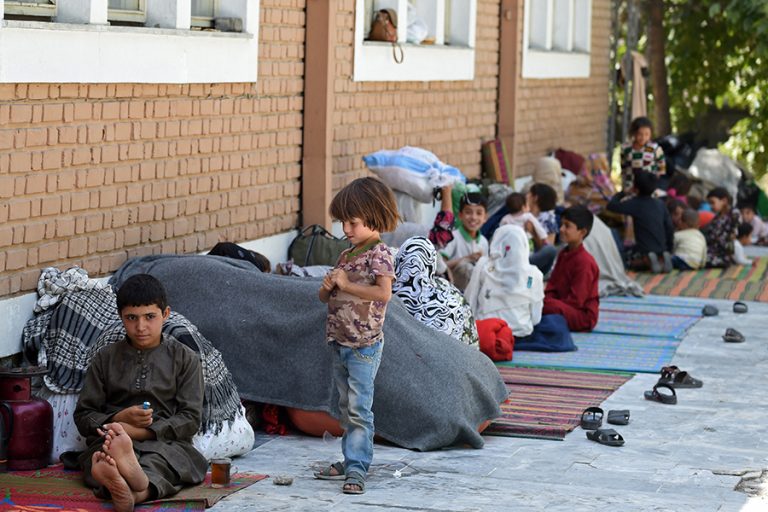 Αφγανιστάν: Η Αθήνα “βάζει μπροστά” την Τουρκία για ανάχωμα στο προσφυγικό ρεύμα