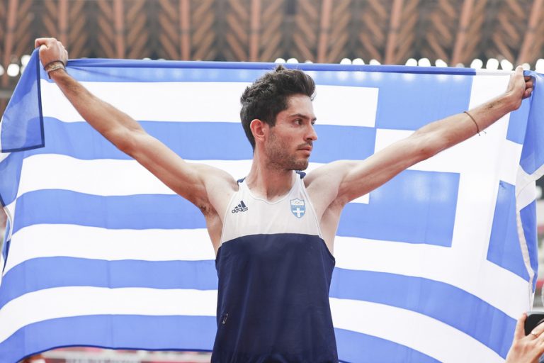 Μίλτος Τεντόγλου: Το ένατο χρυσό μετάλλιο του ελληνικού στίβου- Ποιος είναι ο «χρυσός» Έλληνας αθλητής (Βίντεο)