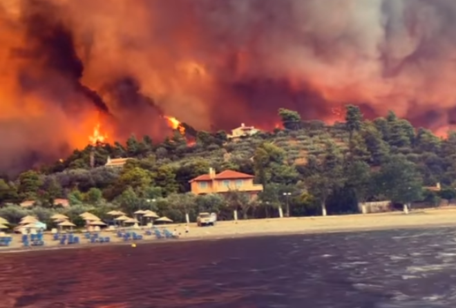 Φωτιές: Ενίσχυση του ρόλου των Ενόπλων Δυνάμεων με περιπολίες και επιτήρηση από αέρος