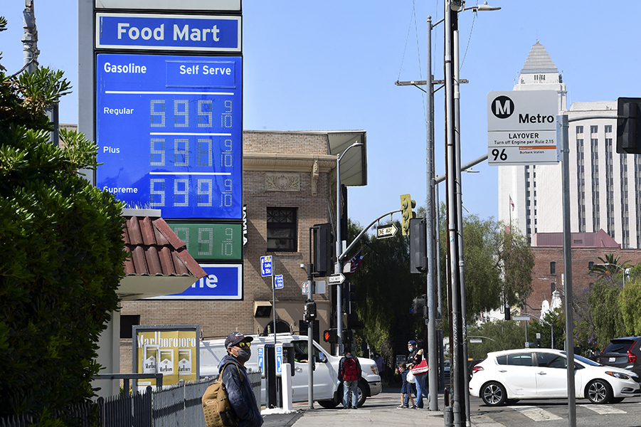 Μειώνονται επικίνδυνα τα αποθέματα πετρελαίου στις ΗΠΑ – Νέο “ράλι” στην τιμή του μπρεντ