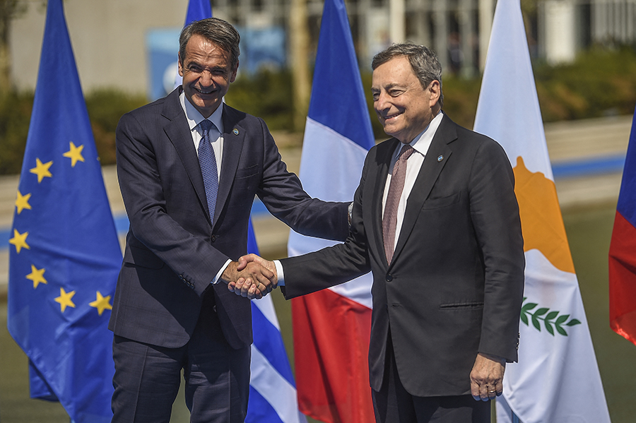 Οι προκλήσεις στη Μεσόγειο και η κλιματική κρίση στο επίκεντρο της συνάντησης Μητσοτάκη-Ντράγκι