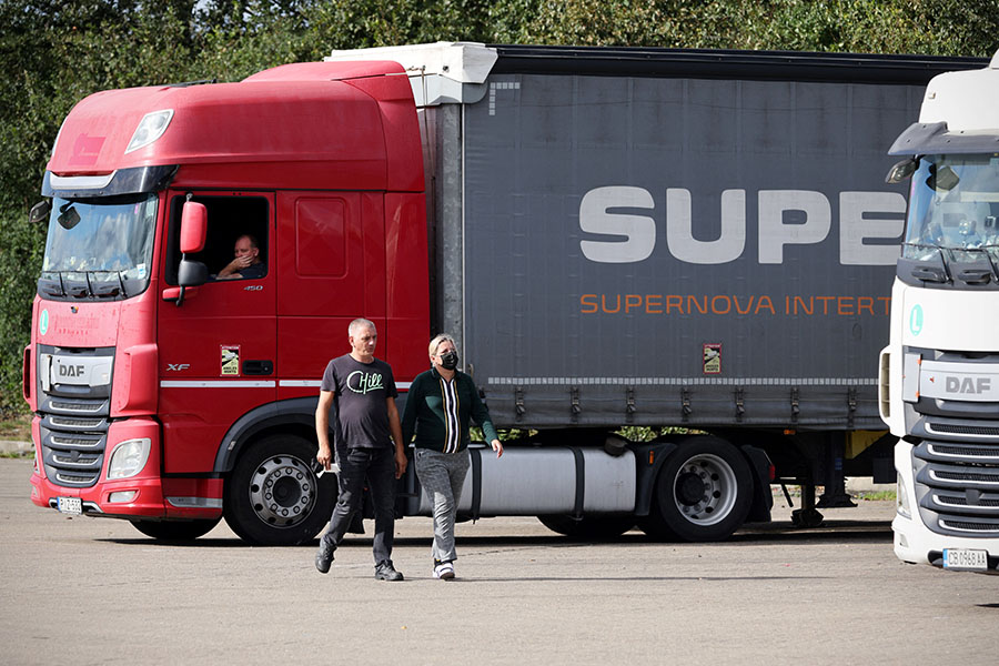 Επαγγελματική κρίση στις μεταφορές: Ποιος θα οδηγήσει τα φορτηγά στην Ευρώπη;