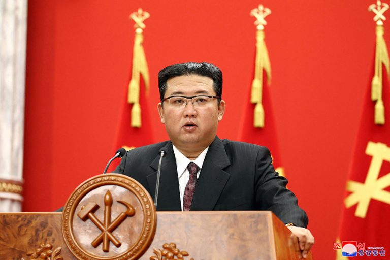 Ο Κιμ Γιονγκ Ουν θέλει να «αναπτύξει» το πυρηνικό οπλοστάσιο της Βορείου Κορέας
