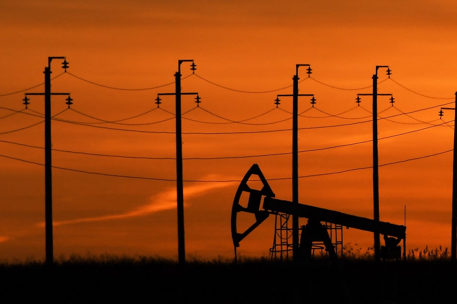 Γιατί έχουν εκτοξευτεί οι τιμές του πετρελαίου;