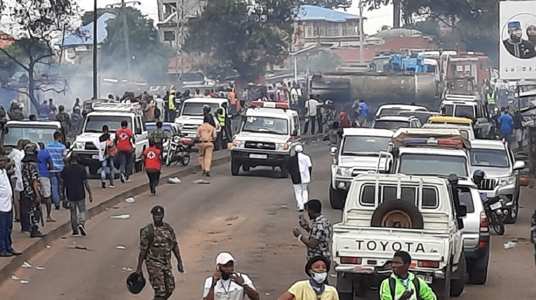 Ενενήντα νεκροί από έκρηξη σε δεξαμενή καυσίμων στη Σιέρα Λεόνε