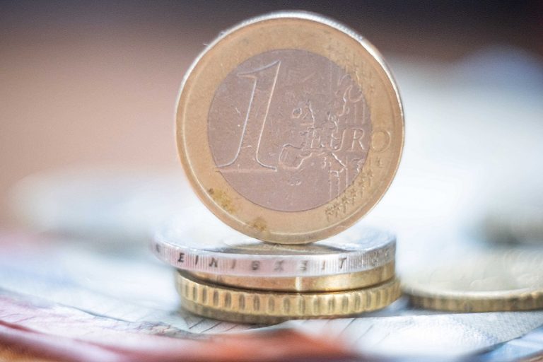 Ισχυρές προοπτικές ανάπτυξης της ελληνικής οικονομίας «βλέπουν» οι διεθνείς οίκοι πιστοληπτικής αξιολόγησης