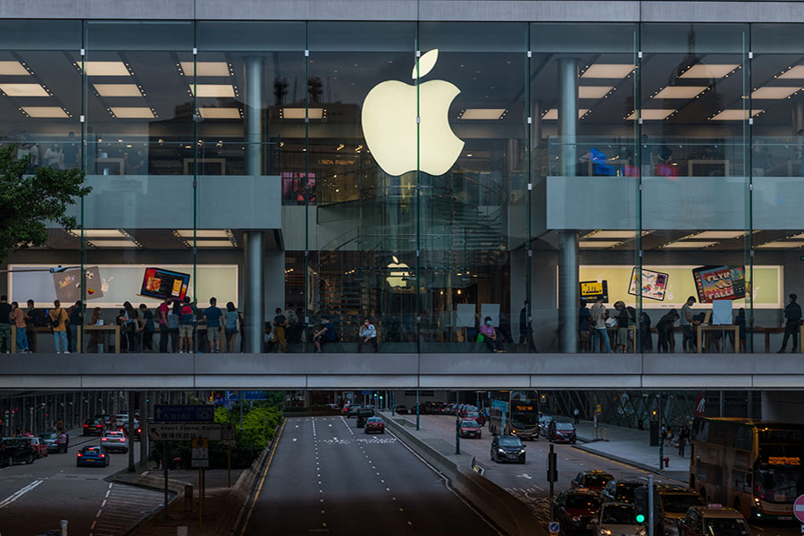 Τα εμβληματικά προϊόντα της Apple που την «εκτόξευσαν» στο κλαμπ των 3 τρισ. δολαρίων