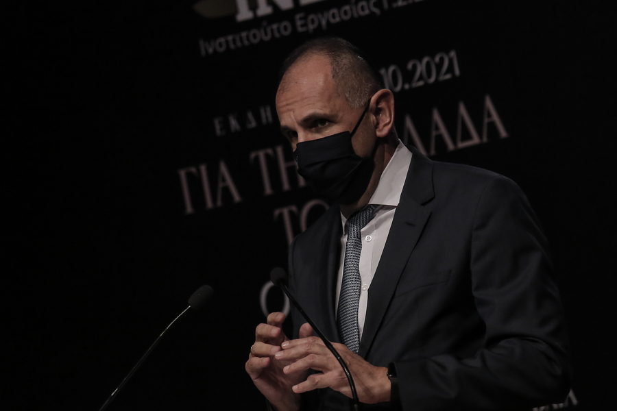 Η κυβέρνηση αποκλείει για ακόμη μία φορά τα οριζόντια μέτρα για την πανδημία