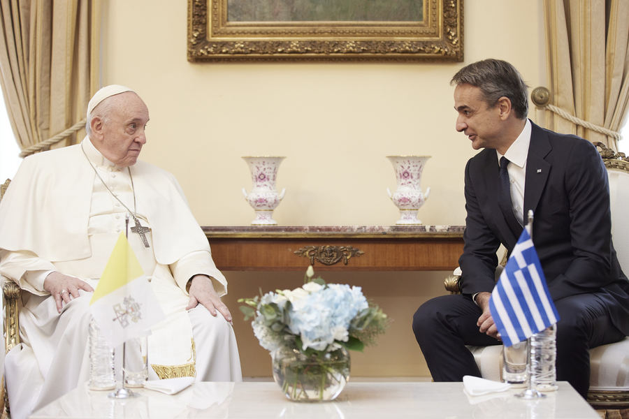 Τι συζήτησε ο Πάπας Φραγκίσκος με τον Κυριάκο Μητσοτάκη