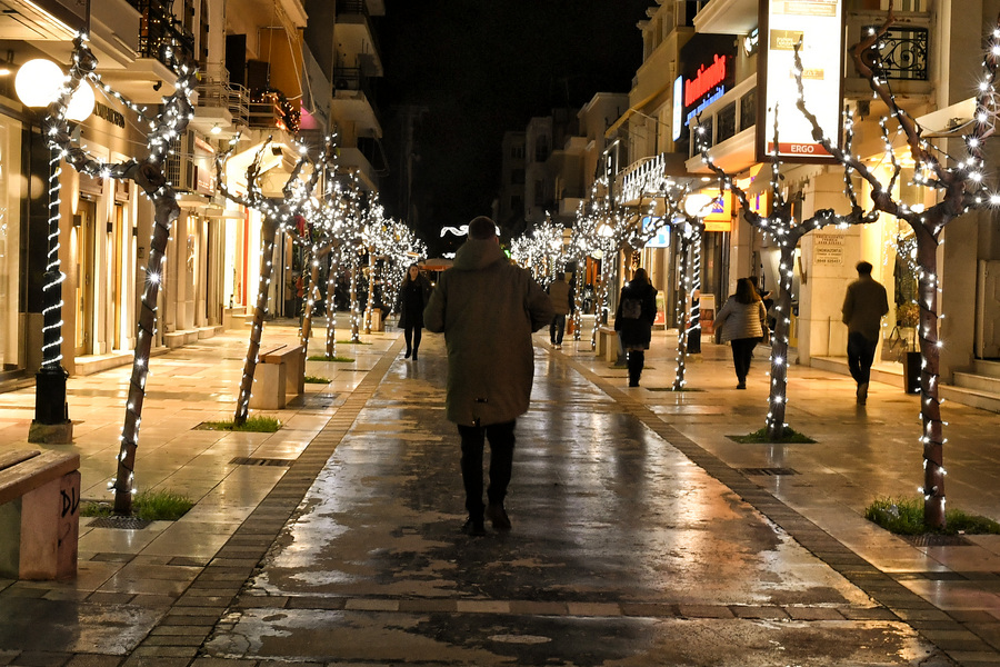 Συνεδριάζει σήμερα η επιτροπή των ειδικών για την πανδημία – Ποια νέα μέτρα έρχονται