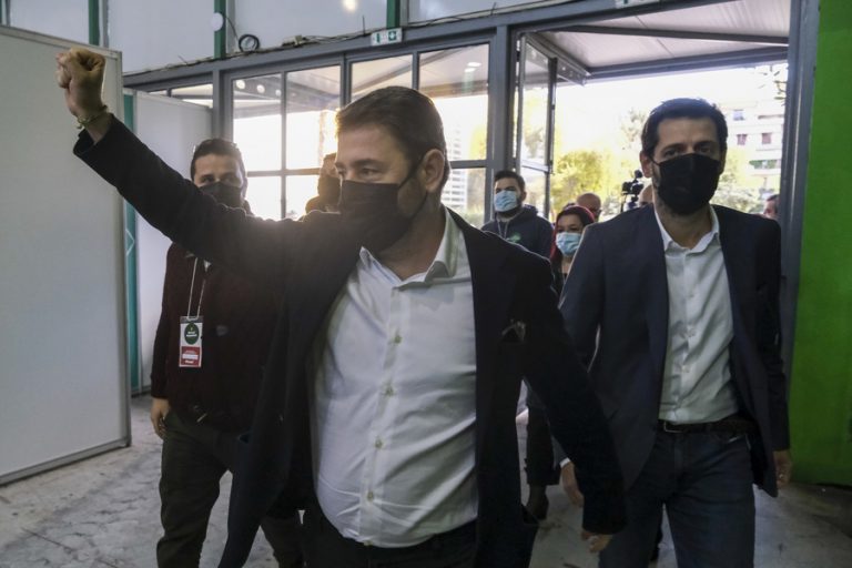 Νέος πρόεδρος του ΚΙΝΑΛ ο Νίκος Ανδρουλάκης με ποσοστό 68,42%