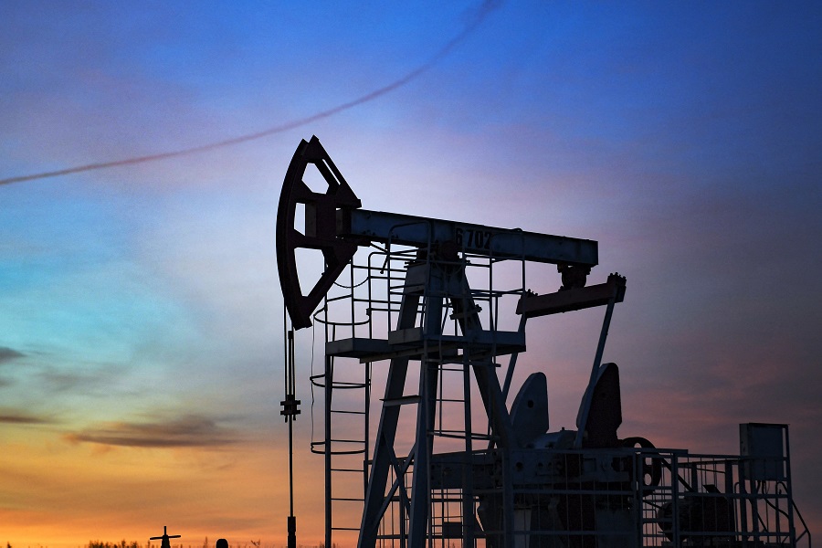 Υποχώρηση για τις τιμές πετρελαίου και φυσικού αερίου
