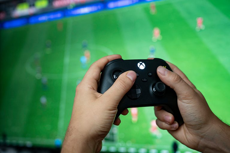 Ποιοι γίγαντες του gaming χτίζουν online αυτοκρατορίες