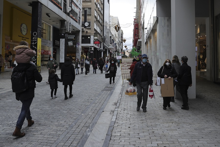 Πώς έφτασε η κυβέρνηση στην απόφαση παράτασης των μέτρων κατά του κορωνοϊού