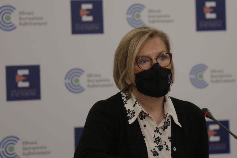 Γκάγκα: Μέχρι σήμερα έχουν υποβληθεί 2.653 αιτήσεις για τη χορήγηση της αντιιικής θεραπείας