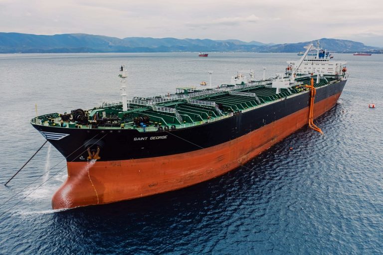 Motor Oil: Σε λειτουργία το μεγαλύτερο αγκυροβόλιο ανοιχτής θαλάσσης