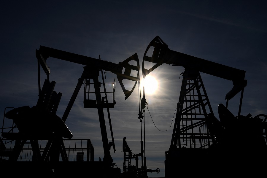 “Αυτοκαταστροφική” για την ΕΕ η περικοπή εισαγωγής ρωσικού πετρελαίου, δηλώνει η Μόσχα