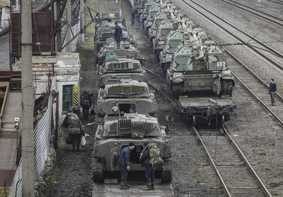 Σε κατάσταση έκτακτης ανάγκης για έναν μήνα η Ουκρανία – Άρχισε η επιστράτευση εφέδρων