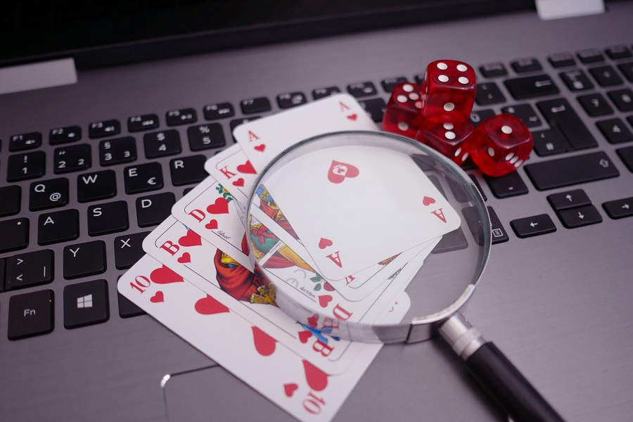 ΕΕΕΠ: Στον “αέρα” ιστοσελίδα κατά των παράνομων τυχερών παιγνίων