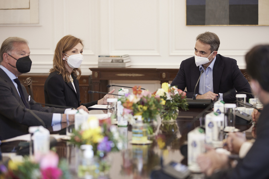 Όλα όσα συζήτησε ο Μητσοτάκης στη συνάντησή του με τους εφοπλιστές στο Μαξίμου